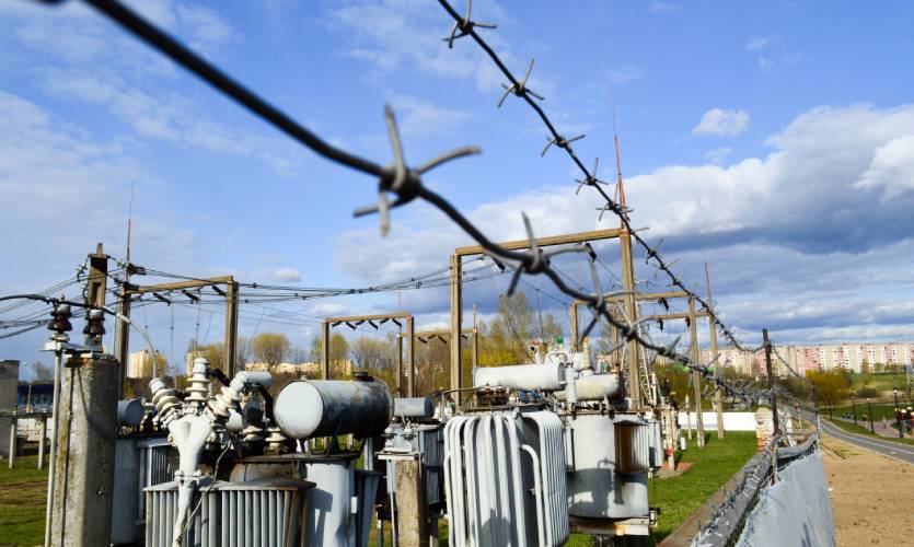 5 Things to Consider Before Installing a Power Fence